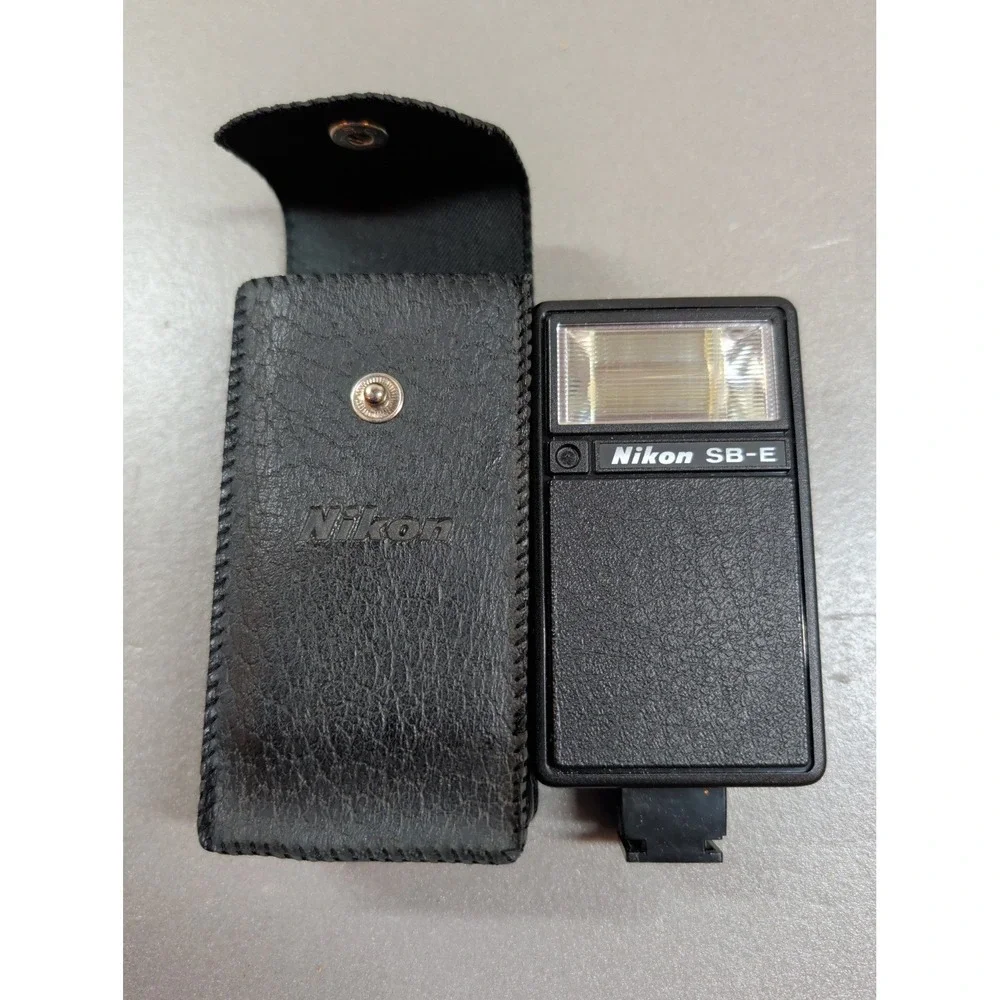 Nikon SB-E Speedlight Flash Unit with SS-10 Case For Parts Repair Japan Vintage